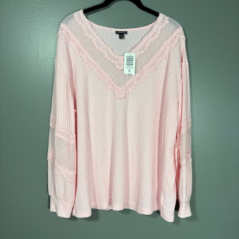 Torrid NWT Women's Pink Coquette Lace Insert Sweatshirt - Size 00 (M/L) - Waffle